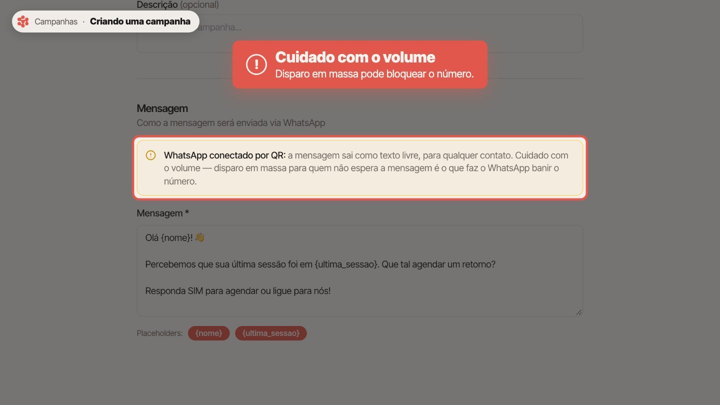 Cuidado com o volume: mandar muitas mensagens para quem não espera pode fazer o WhatsApp bloquear o número do estúdio.